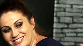 Peculiar hottie swallows jizz load on her face