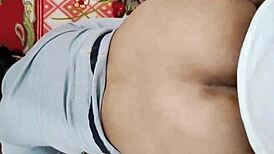 बॉयफ्रेंड संग बोल्ड गांड चुदाई