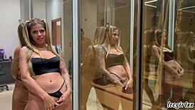 Icegirlxx Gets Wet Seeing Giant Cock Works Mouth Twice