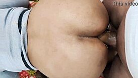 बॉयफ्रेंड संग बोल्ड गांड चुदाई