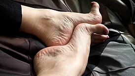 Super High Arches Display Mature Feet Fetish