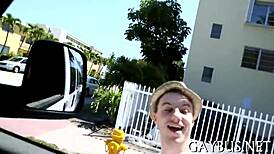 Enjoying a hot bareback blowjob from a guy in POV 😘