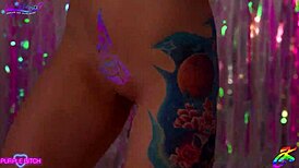 Ksu Colt, Purple Bitch, and Sia Siberia in Triple Fisting Party. Glamorous or Wild?