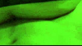 वाह! चाइनीज बेब रात की वाइल्ड ग्रुप चुदाई में