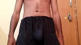 MAID Reshmi Gives HANDJOB To MONSTER COCK!