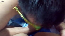 Corno limpando esperma na buceta da esposa milf, com creampie e cuckold 😏.