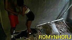 pedreiro encontrou enteada sozinha e fudeu ela com tesão 😏