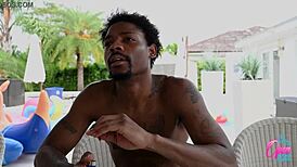 intriguing interview with openlegs stretch3x and raquel mendoza on casting and stretching