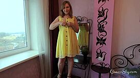 my curvy ass gets dildo play