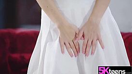 i, 5kteen mona blue, takes a hard pounding