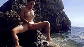 public masturbation session on a crowded beach spot