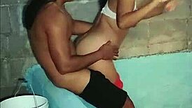 Mi Vecina Es Una Morena Deliciosa Que Le Encanta La Verga En Amateur Scenes