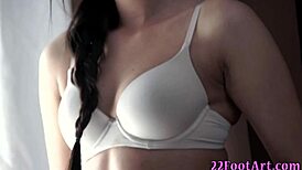 look at this babe giving footjob and getting cumshot