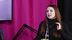 Malu Paz, the blonde amateur, records her first double penetration in a threesome.