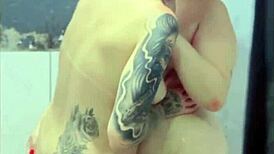 My friend called me to bathe her, so we fucked hard as lesbians