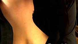 beautiful realtor sucking cock during property viewing, so hot! 😍