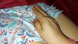 Hey, I'm playing between the sheets with my horny stepsister, so wet and shaved! 😏