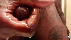 Muscular bodybuilder Hallelujah Johnson in solo session.