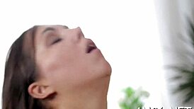 Fascinating Vida's Adorable Amateur Performance