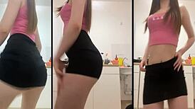 Watch This Sexy Girl Dance On Webcam!