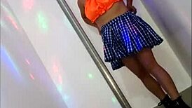 porno exclusivo de estudiante seduciendo a su profesor de ingles latina desea aprobar de la manera mas sucia la catedra de lengua inglesa porno de estudiante bailando sexy en el tubo