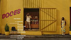 iza toda gostosa sexy e semi nua