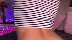 Hot teen 18+ shaking ass on webcam