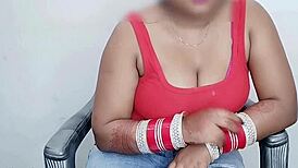 गुंगुन गुप्ता को गैस डिलीवरी बॉय रॉ डॉगी में जोरदार चोदता