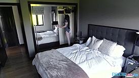 Luna Daniels And Jay Smooth Moving Out With Big Ass And Cock