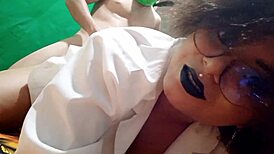 enfermera tetona folla paciente