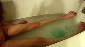 Pussy worship with pissing and bath alongside Lil Kittytheory