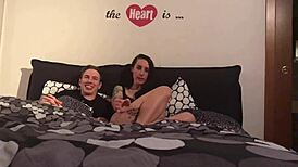 Martinamisspurple reveals her body