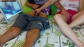 Hey, watching porn with meia irmã turned into wild fucking.