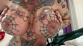 Tattooed solo star oils huge pierced tits for dildo play