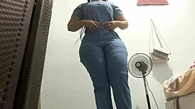 i caught my bbw enfermera with a huge brazilian ass spying on me