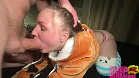 Petite step sister casually bangs her horny step brother after teasing.