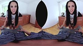 Brunette gives spanish haircut in POV