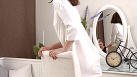 I get so horny with my nose and tongue piercings, loving that anal