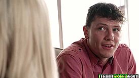 Rion King Rams Allie Nicole’s Young Pussy in Hot Cock Ride! 😍