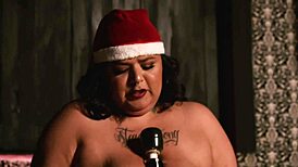 mamãe noel bbw safada gozando gostoso com seu brinquedo na chamada de vídeo - mary jhuana