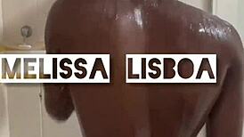 Negão Roludo Me Comeu No Banho Sem Camisinha E Gozou Na Minha Cara