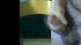 Argentinian Webcam Guy Shows Short Dick In Spanish Masturbation Session