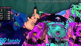 Teen webcam girl cumming and squirting with toys on cam 😏