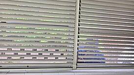 Perverted guy jerks off to my huge bbw ass in public 😏