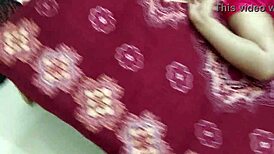 बड़े बूब्स वाली बीवी देसी कपल में जोरदार बड़े लंड पर सवार