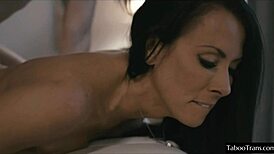 Big cock shemale fucks female in surprising twist