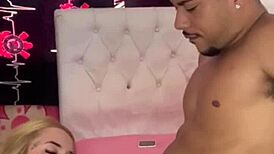 loira chupando no talento boquete gostoso babado no namorado
