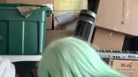 Neighbor Helps Move, Pays With Deepthroat Facial