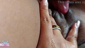 Chupar a bucetinha dela logo de manha e uma delicia que acaba em porra na buceta!