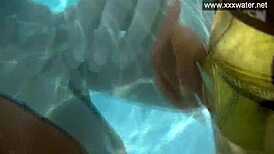 hardcore blowjob underwater with minnie manga 😍